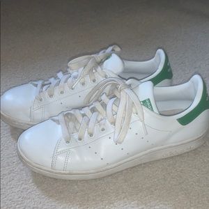 Women’s Adidas Stan smith sneakers